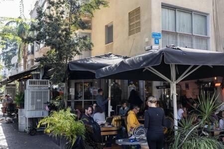 Peaceful Terrace By Five Tel Aviv